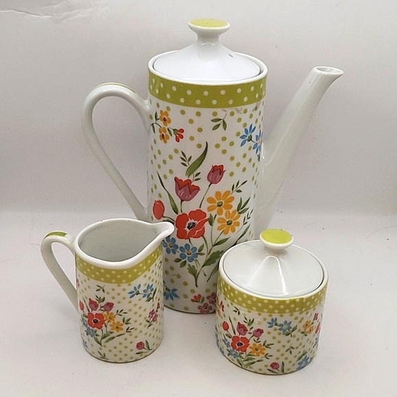 Vintage MilleFleur Avant Garde Coffee Pot and Cream & sugar Made in Japan - Picture 1 of 14